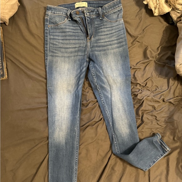 Abercrombie & Fitch skinny jeans! - Picture 2 of 2